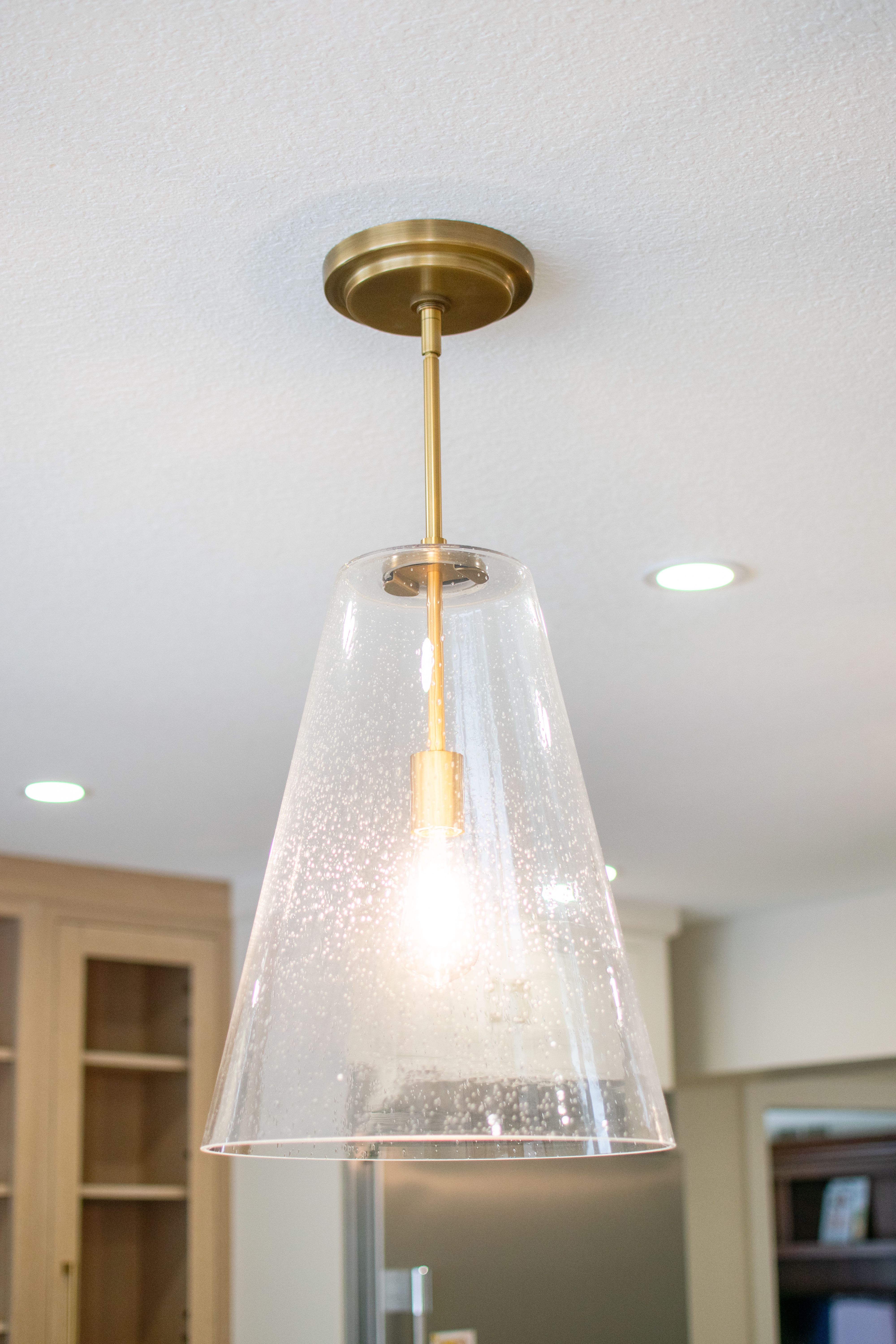 08_Kitchen_Pendent_Edited.jpg