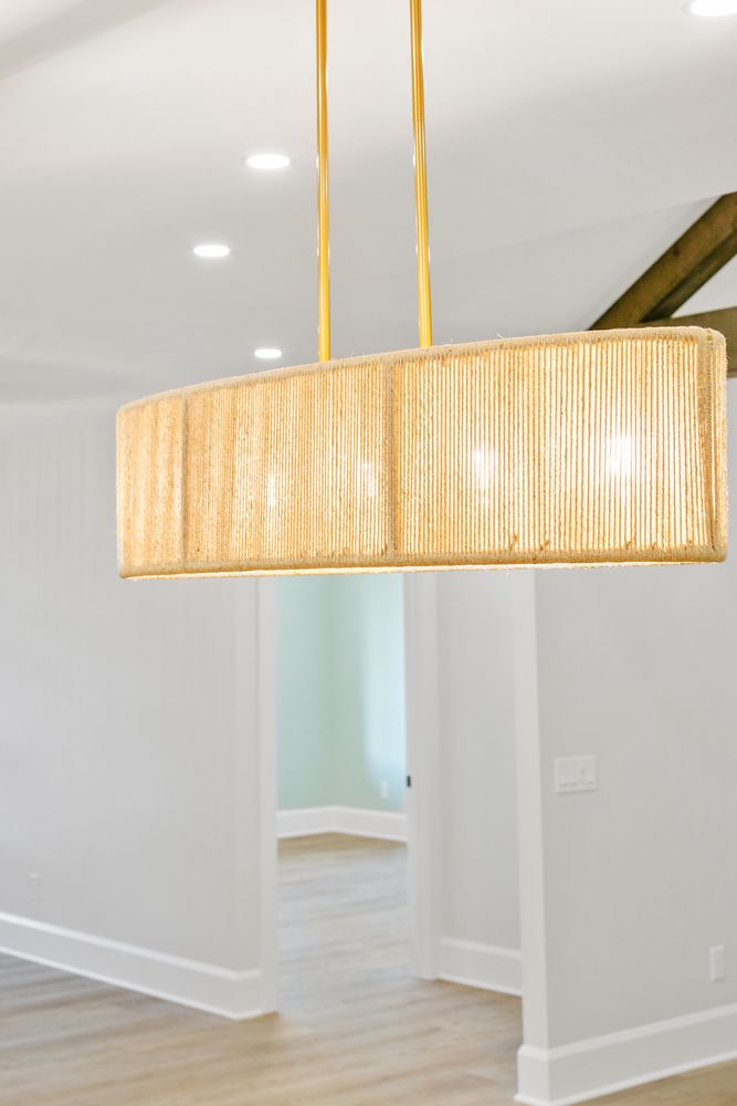 03_dining_light.jpg