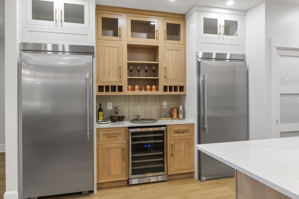 01_kitchen_fridge.jpg