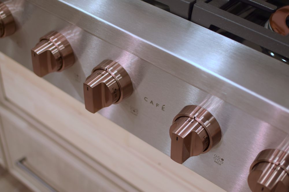 01_Detail_KitchenStove_Edited.jpg